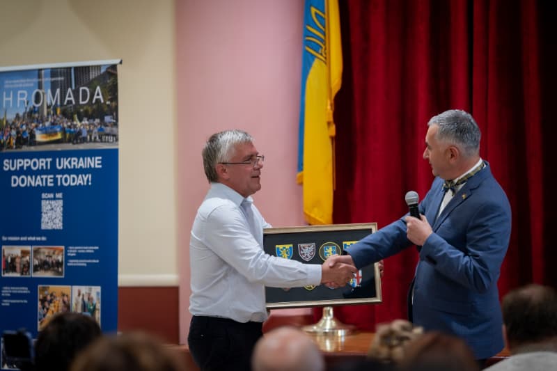 Get Involved with Hromada